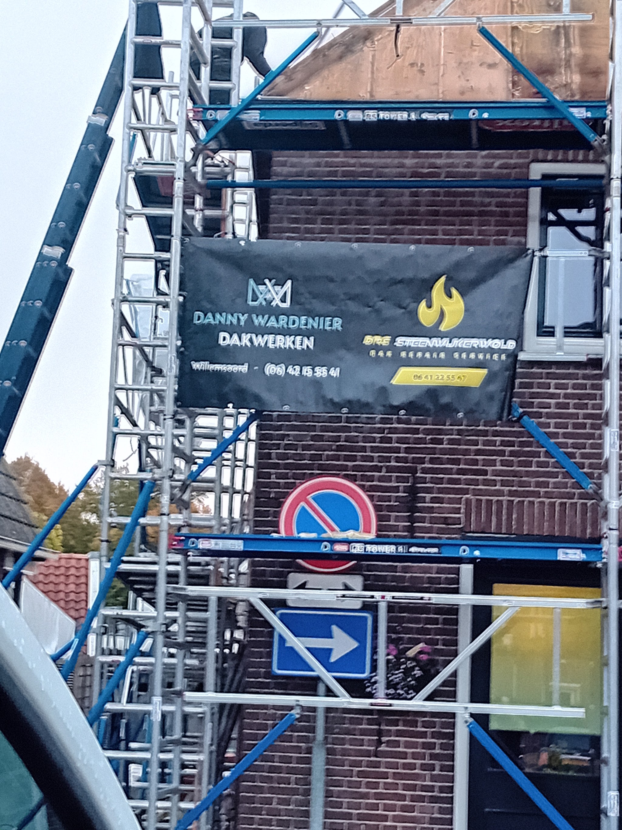Afgerond dakwerk door Drs Steenwijkerwold dak repair service